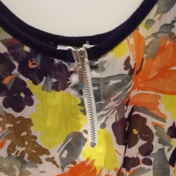 PURE & SIMPLE Quarter Zip Floral Tank top Lightweight Front Tie Medium - Picture 4 of 6